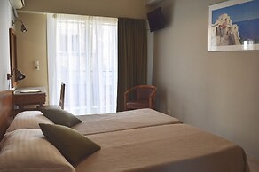 Evripides Hotel