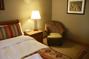 Vagabond Lodge at Kicking Horse Resort