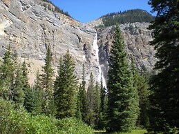 Vagabond Lodge at Kicking Horse Resort