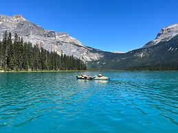 Vagabond Lodge at Kicking Horse Resort