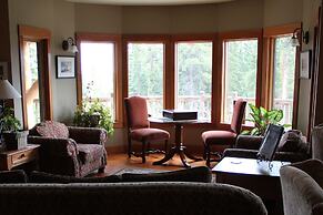 Vagabond Lodge at Kicking Horse Resort