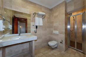 Nil Hotel
