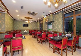 Nil Hotel