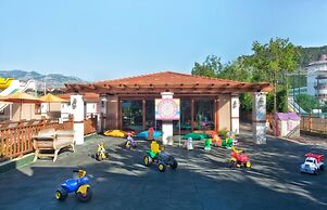 Akka Alinda Hotel