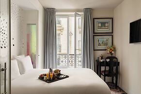 NEWHOTEL REPUBLIQUE (ex Albert's Hotel)