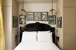 NEWHOTEL REPUBLIQUE (ex Albert's Hotel)