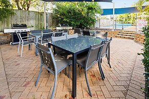 Arlia Sands Apartments