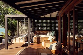 Hermitage Bay - All Inclusive