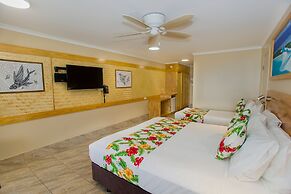 The Edgewater Resort & Spa