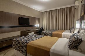 Hotel Deville Express Cascavel