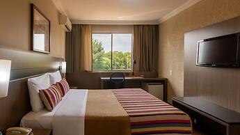 Hotel Deville Express Cascavel