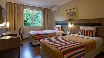 Hotel Deville Express Cascavel