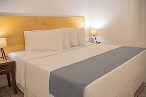 Saint Tropez Praia Hotel