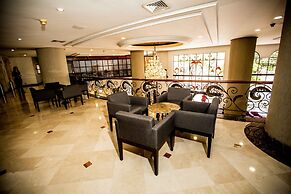 Hotel Dann Cali