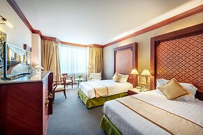 Ramada by Wyndham Bangkok Chaophya Park