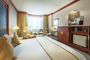 Ramada by Wyndham Bangkok Chaophya Park