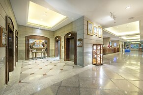 Ramada by Wyndham Bangkok Chaophya Park