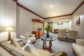 Ramada by Wyndham Bangkok Chaophya Park