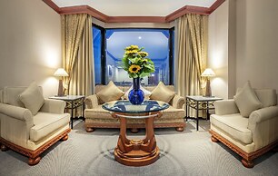 Ramada by Wyndham Bangkok Chaophya Park