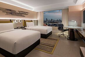 DoubleTree by Hilton Bangkok Ploenchit