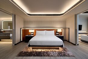 DoubleTree by Hilton Bangkok Ploenchit
