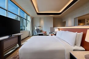 DoubleTree by Hilton Bangkok Ploenchit