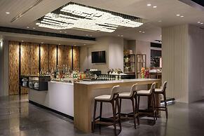 DoubleTree by Hilton Bangkok Ploenchit