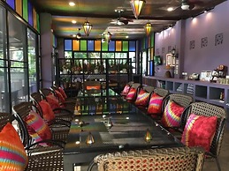 Baannamping Riverside Village