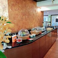 Woraburi Sukhumvit Hotel & Resort
