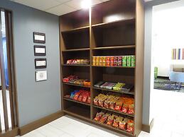 Holiday Inn Express & Suites Spring Hill by IHG