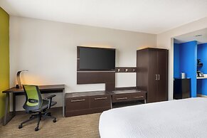 Holiday Inn Express & Suites Spring Hill by IHG