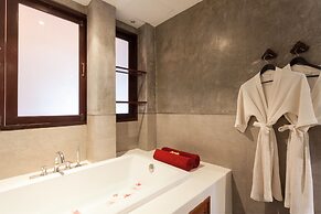 The Briza Beach Resort, Samui