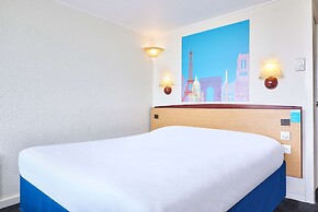 Kyriad Direct Le Bourget - Gonesse
