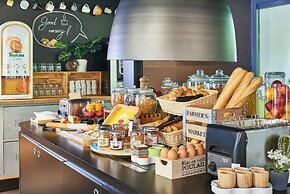 Kyriad Direct Le Bourget - Gonesse