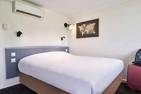 Kyriad Direct Le Bourget - Gonesse