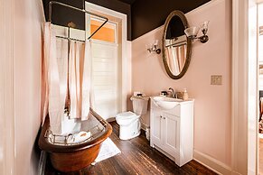 Vrooman Mansion B&B