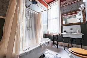 Vrooman Mansion B&B