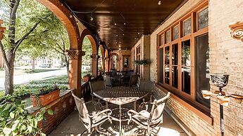 Vrooman Mansion B&B