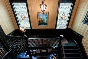 Vrooman Mansion B&B