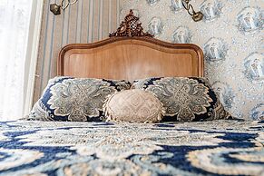 Vrooman Mansion B&B