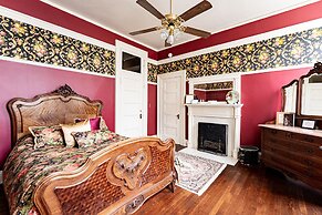 Vrooman Mansion B&B