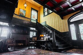 Vrooman Mansion B&B
