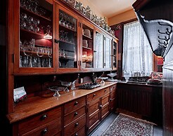 Vrooman Mansion B&B