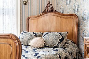 Vrooman Mansion B&B