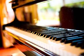 Harvey's Point Hotel