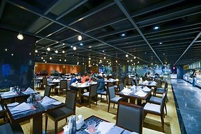 Wyndham Grand Plaza Royale Ningbo