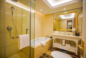 Wyndham Grand Plaza Royale Ningbo