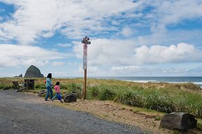 Inn at Haystack Rock