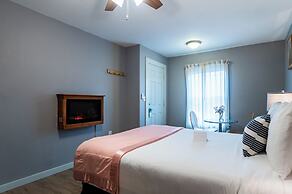 Inn at Haystack Rock