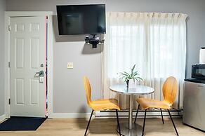 Inn at Haystack Rock